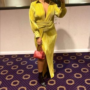 MISSGUIDED CARLI BYBEL DRESS